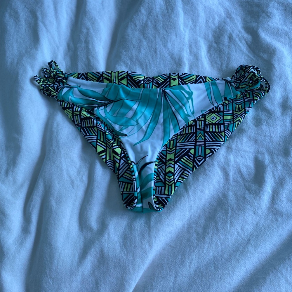 Women’s Body Glove Reversible Bikini Bottom